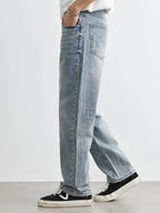 Leo | Jeans